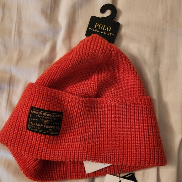Beanie - Picture 4 of 4